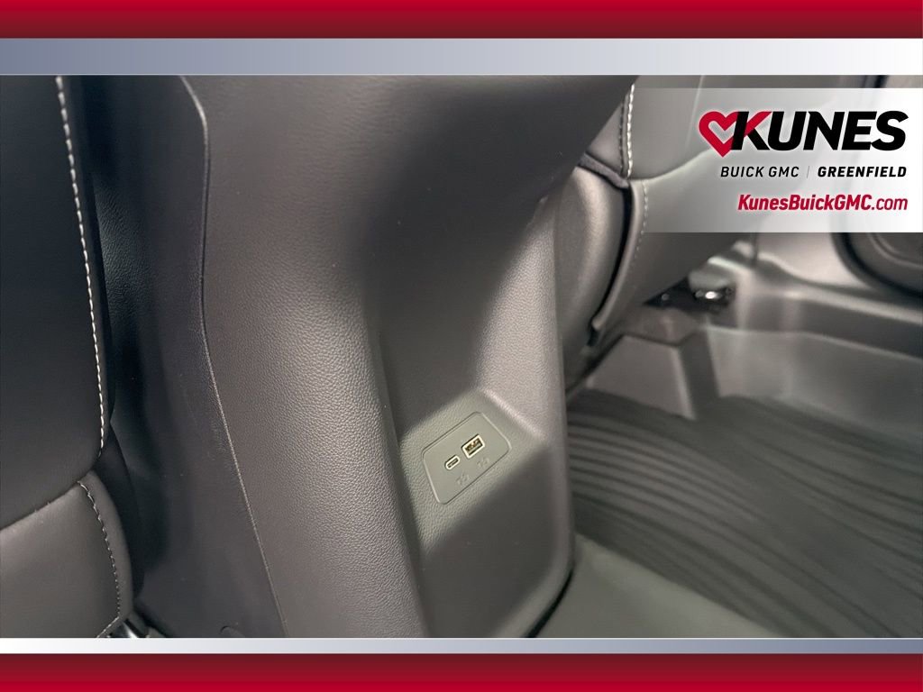 New 2026 Buick Envision Sport Touring image 37