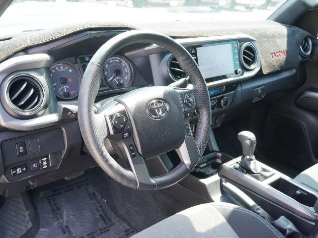 Used 2023 Toyota Tacoma TRD Sport w/ Technology Package AWD/4WD image 27