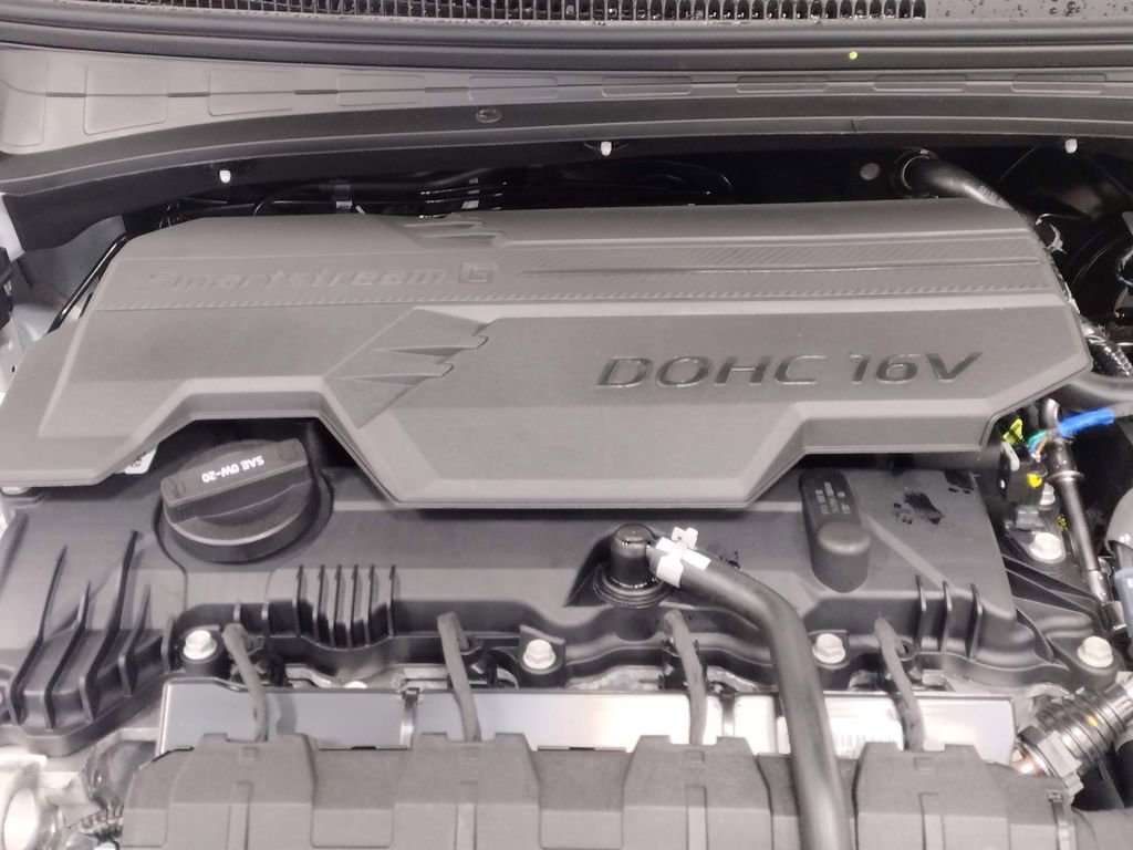 New 2026 Hyundai Elantra Limited image 6