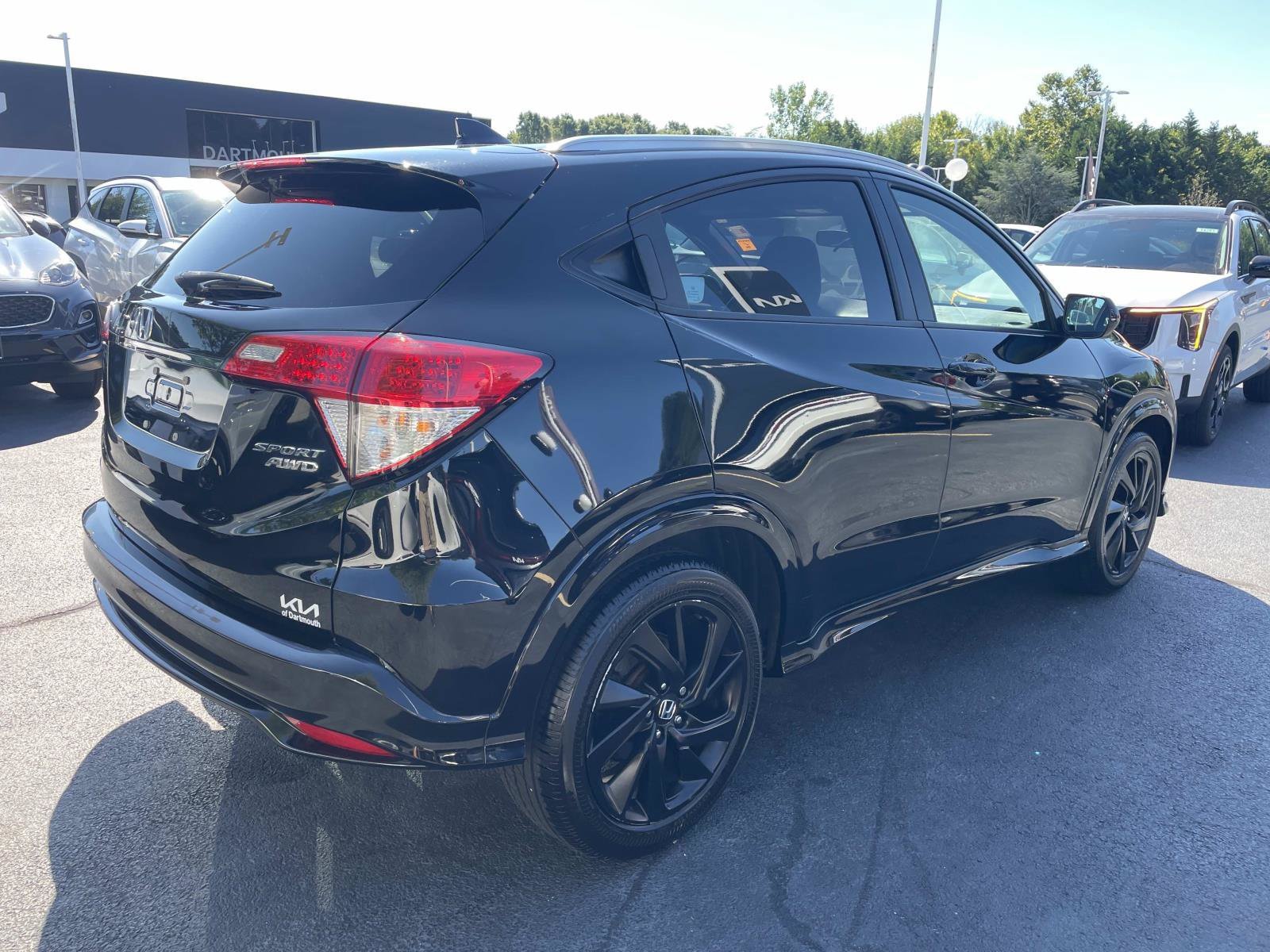Used 2022 Honda HR-V Sport image 8