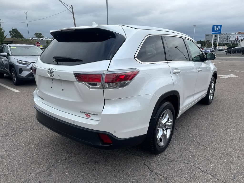 Used 2015 Toyota Highlander Limited AWD/4WD image 10