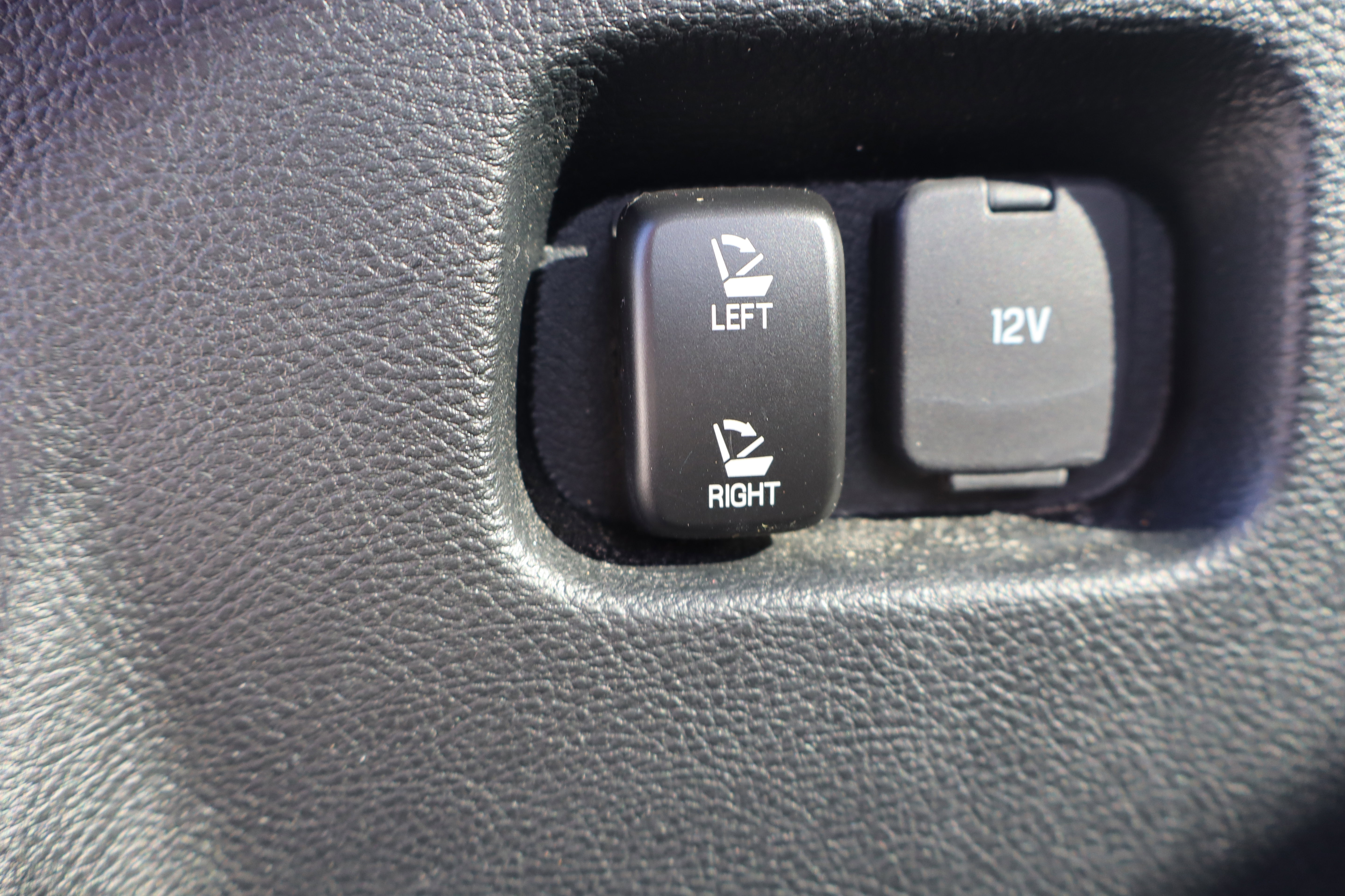 Used 2023 Ford Edge SEL w/ Convenience Package AWD/4WD image 28