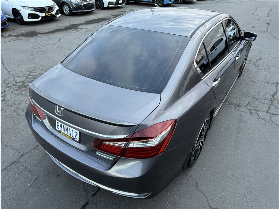 Used 2017 Honda Accord Sport Special Edition image 29