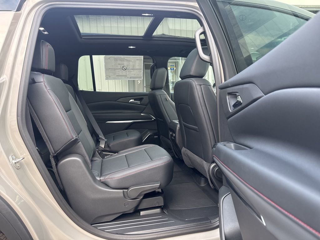 New 2026 Chevrolet Traverse Z71 w/ Enhanced Driving Package AWD/4WD image 20