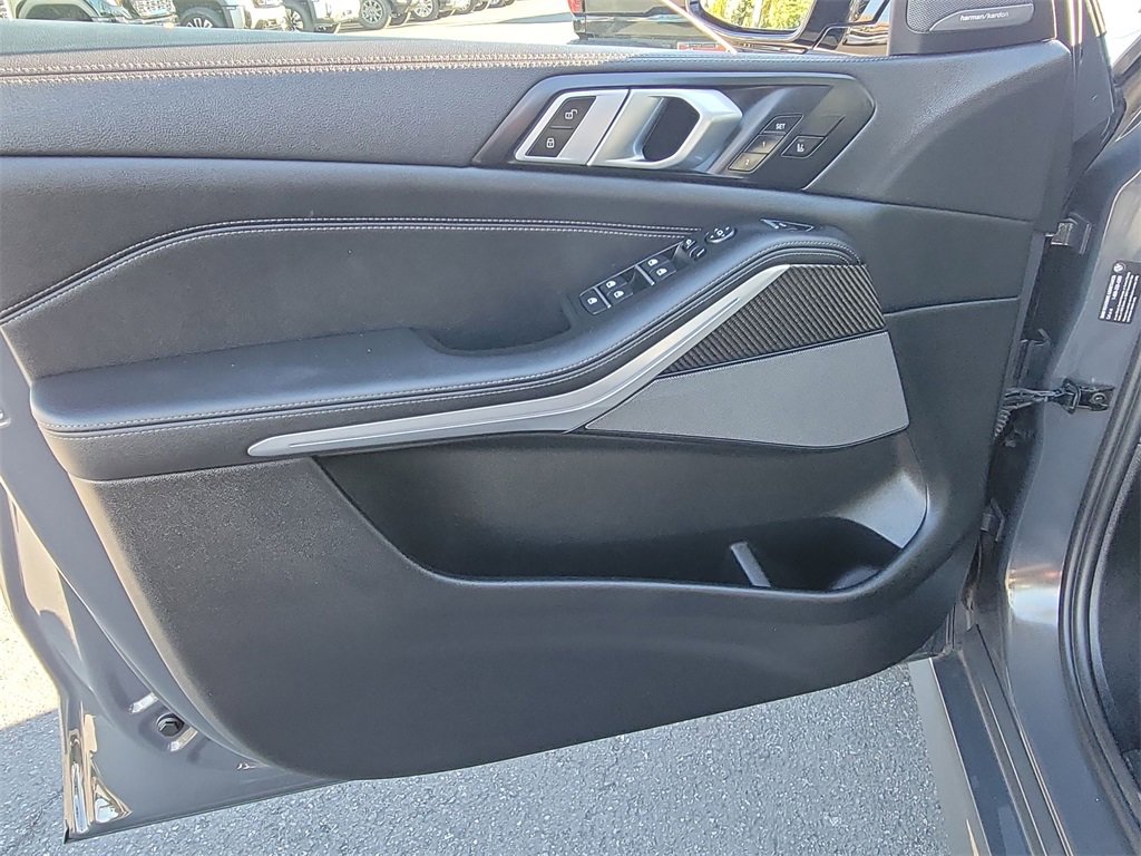 Used 2023 BMW X5 M50i w/ Executive Package image 23