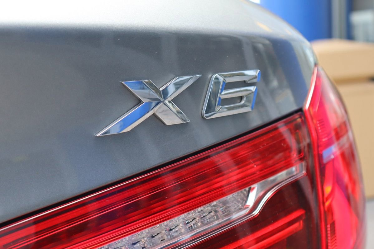 Used 2018 BMW X6 xDrive50i AWD/4WD image 29