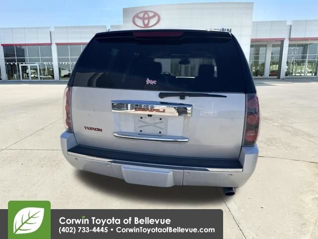 Used 2013 GMC Yukon Denali AWD/4WD image 8