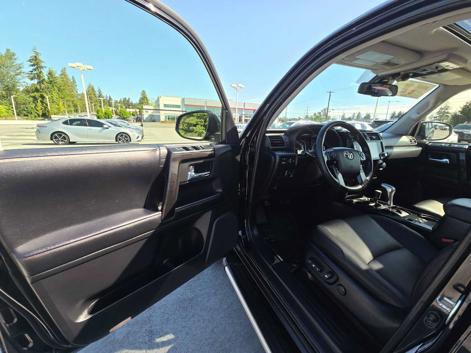 Certified 2023 Toyota 4Runner TRD Off-Road Premium w/ Moonroof Package AWD/4WD image 20