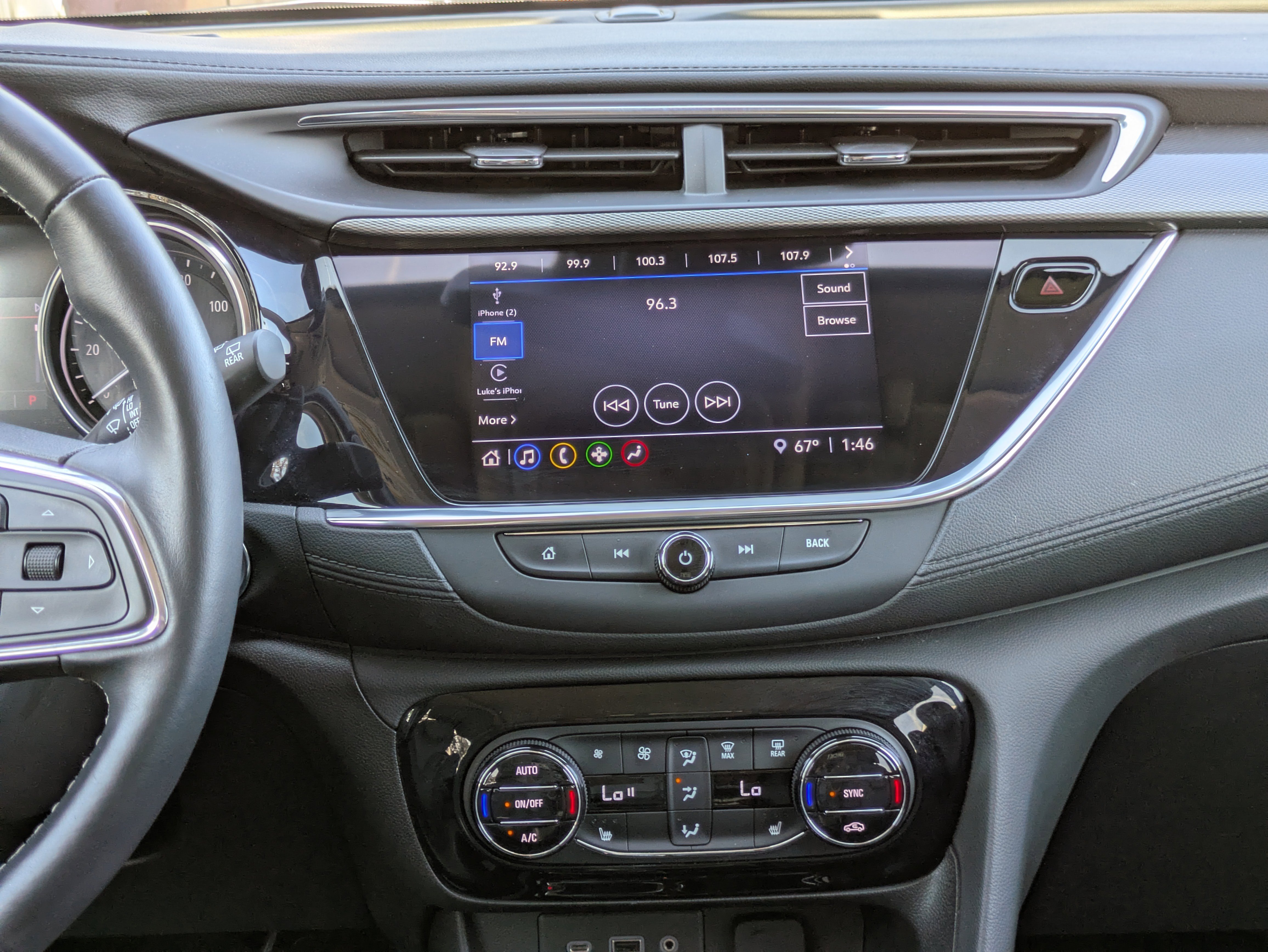 Used 2023 Buick Encore GX Essence w/ Experience Buick Package image 11