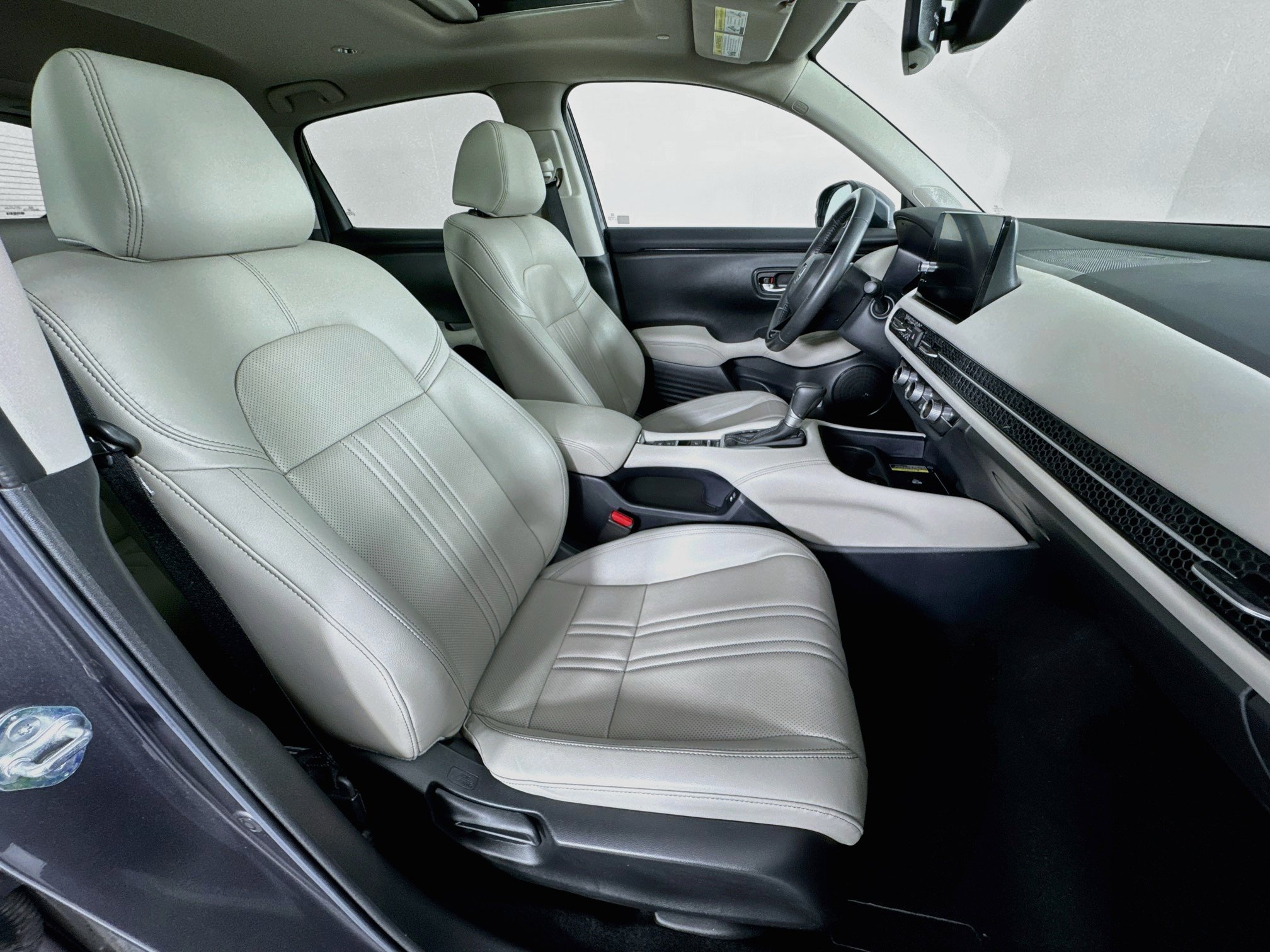 Certified 2024 Honda HR-V EX-L image 27