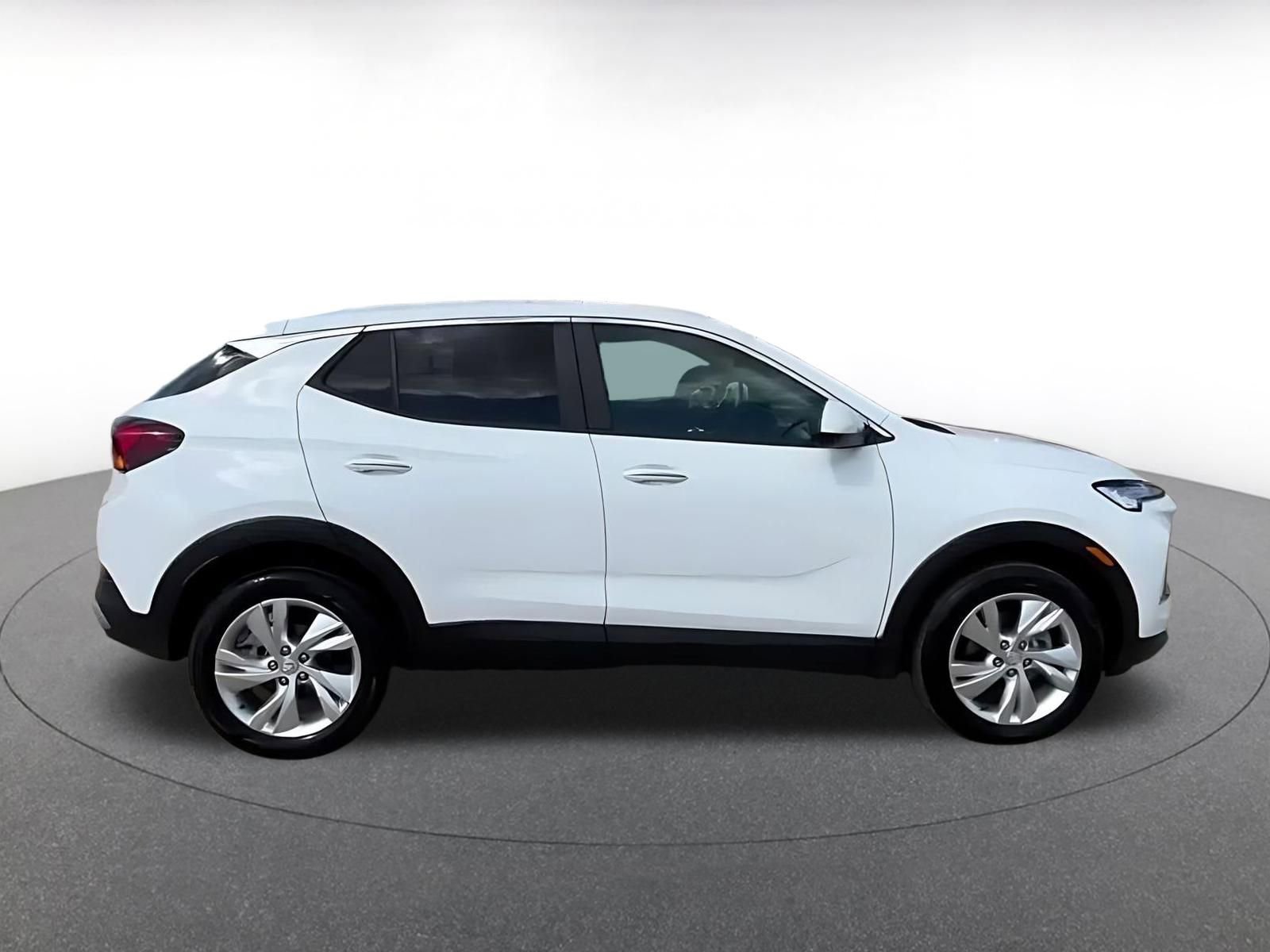 Used 2025 Buick Encore GX Preferred image 16