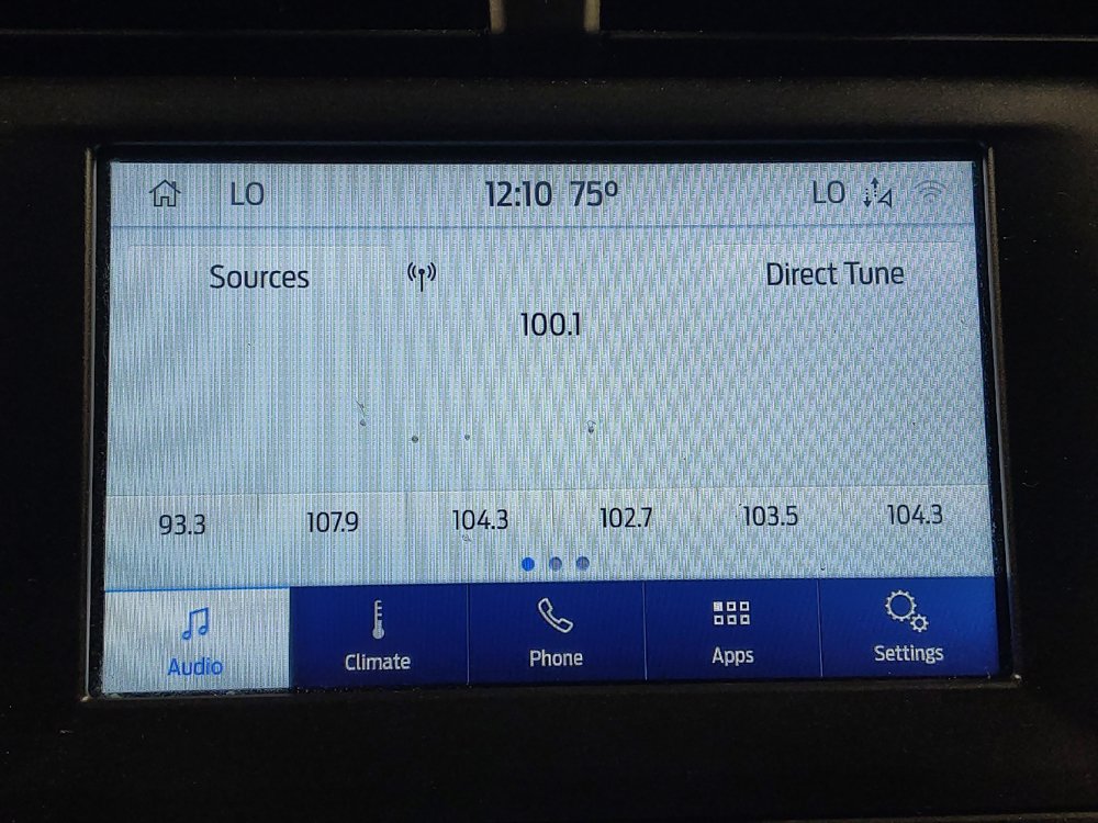 Used 2020 Ford Fusion SEL FWD image 25