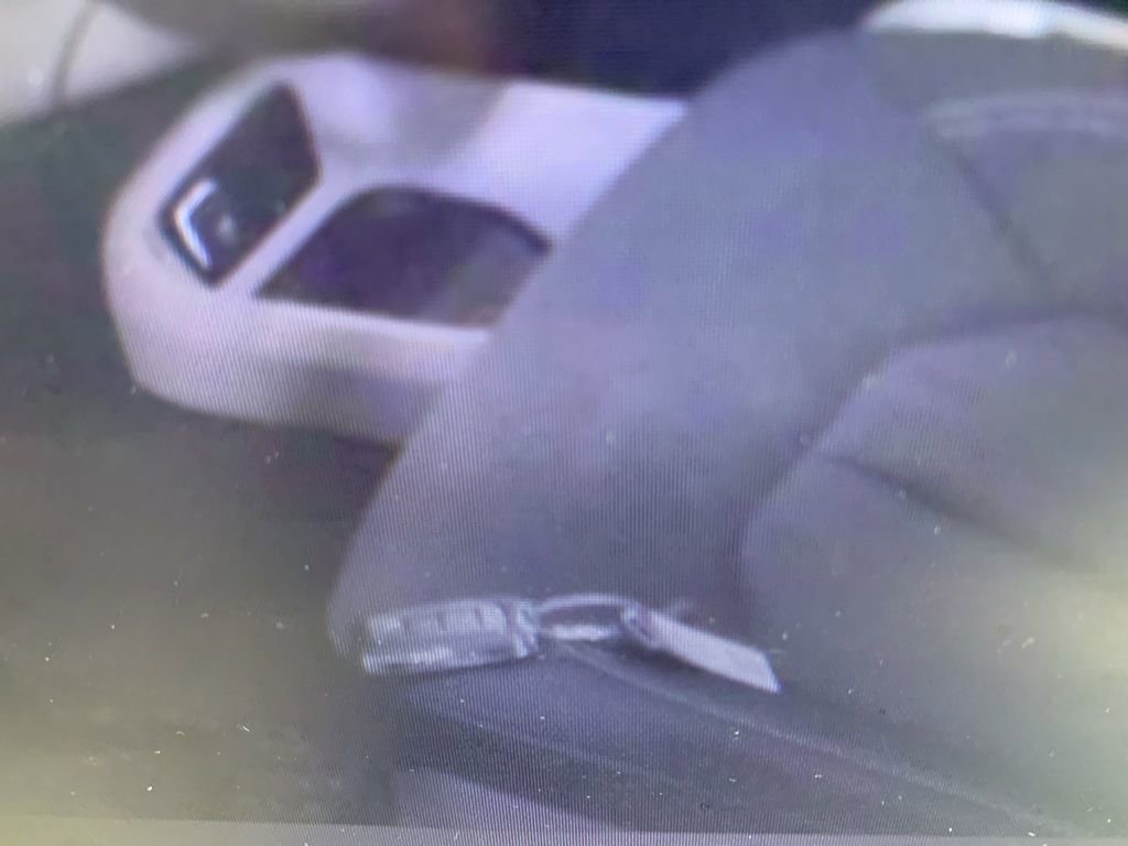 Used 2023 Chrysler Voyager LX image 10