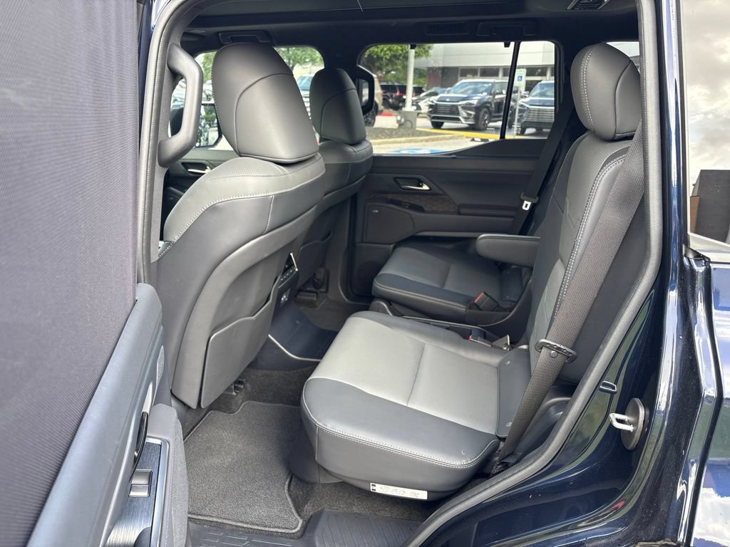Certified 2025 Lexus GX 550 w/ Accessory Package (Z1) AWD/4WD image 19