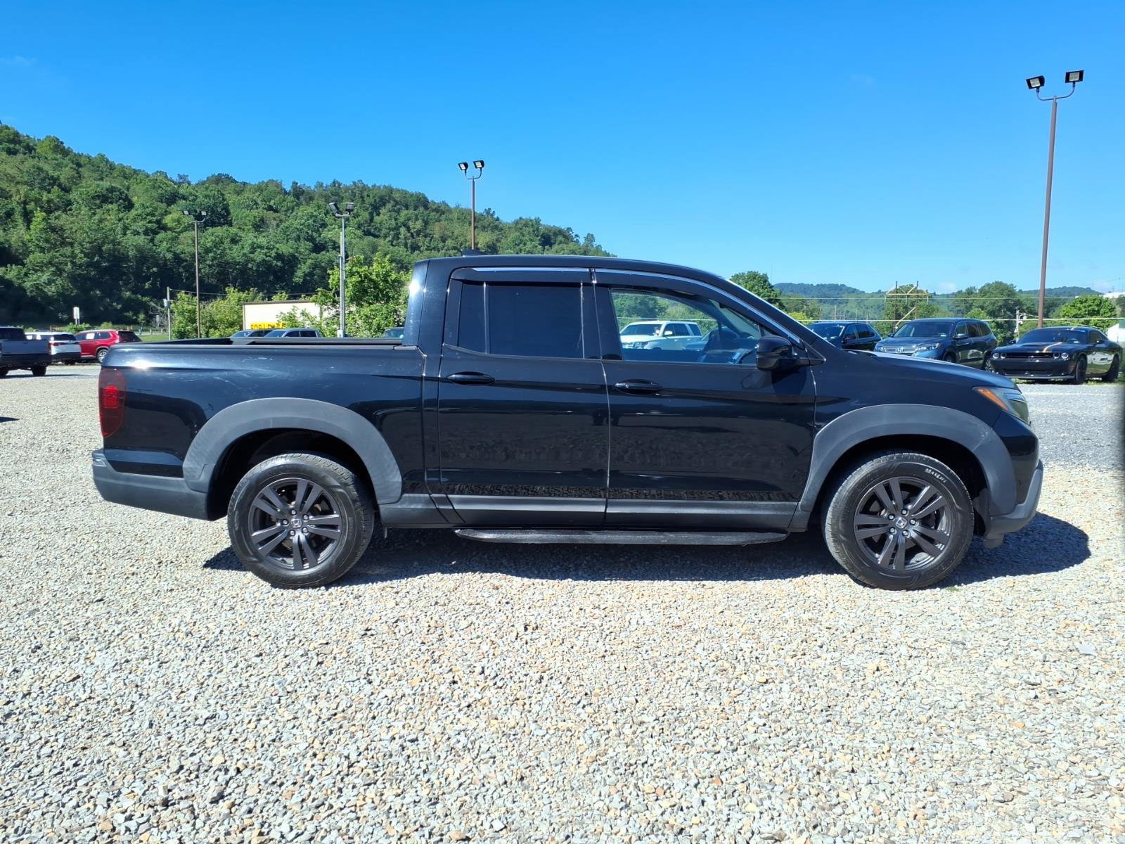 Used 2017 Honda Ridgeline Sport image 8