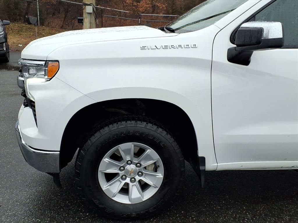 Used 2025 Chevrolet Silverado 1500 LT w/ Work Truck Package image 7