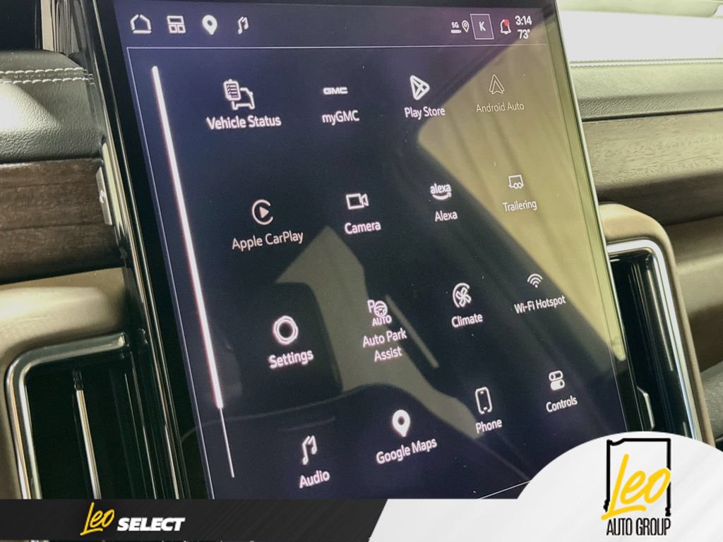 Used 2025 GMC Yukon Denali Ultimate AWD/4WD image 18