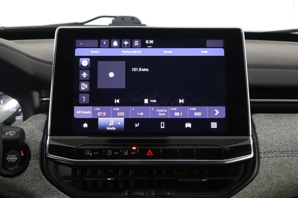 Used 2024 Jeep Compass Sport AWD/4WD image 25