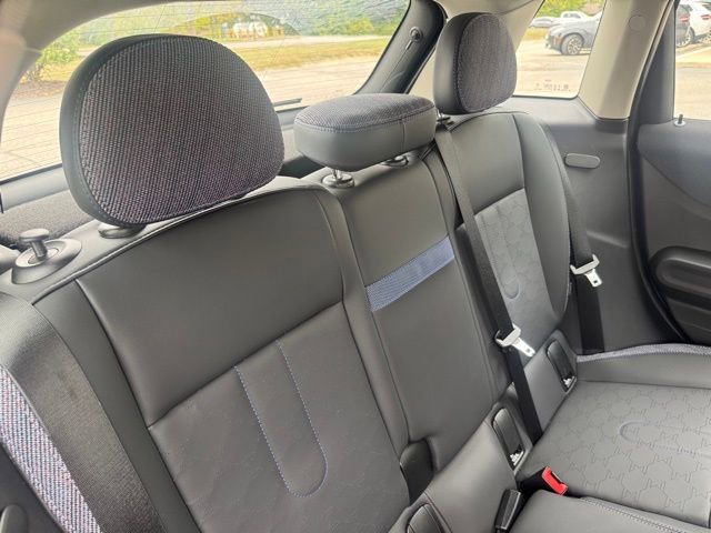 Certified 2025 MINI Cooper S image 9