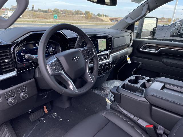 New 2026 Chevrolet Silverado 3500 LT image 9