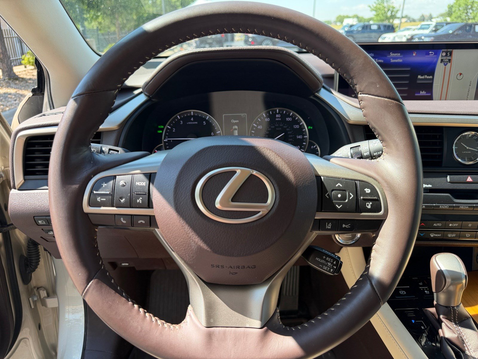 Used 2017 Lexus RX 350 AWD w/ Premium Package image 9