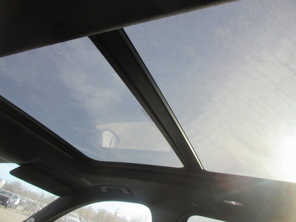 New 2026 GMC Acadia Denali Ultimate image 16