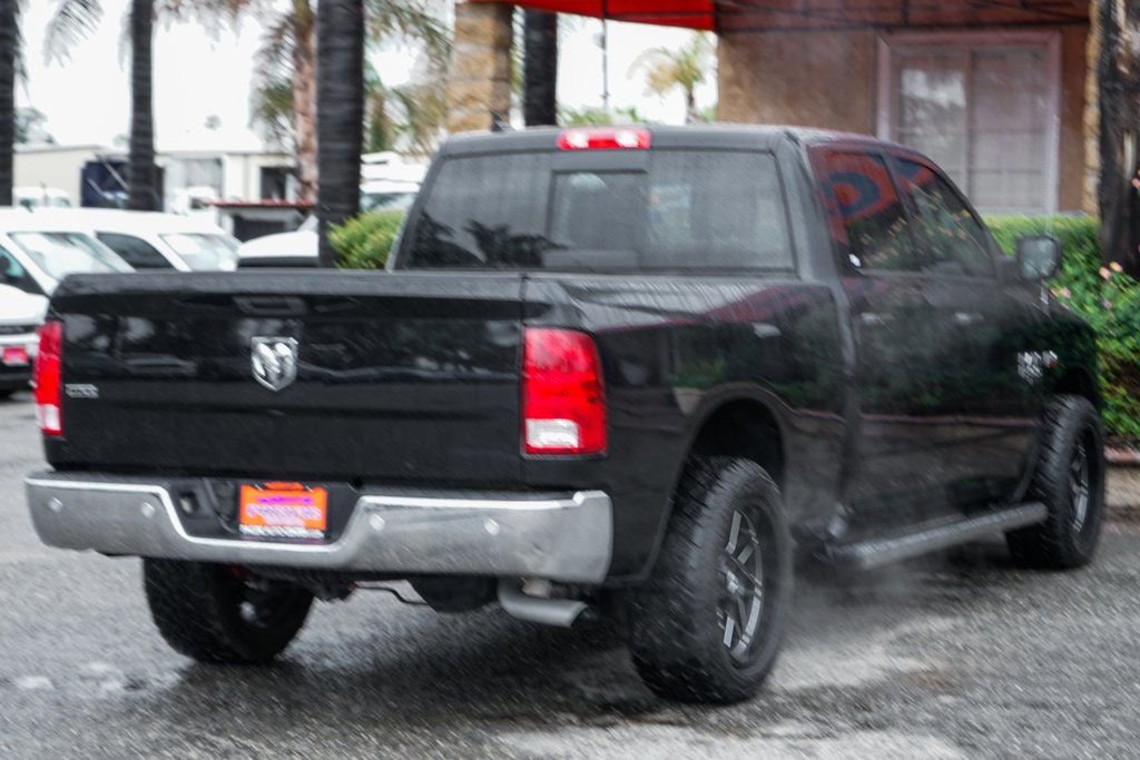 Used 2020 RAM 1500 Classic SLT w/ Luxury Group RWD image 9