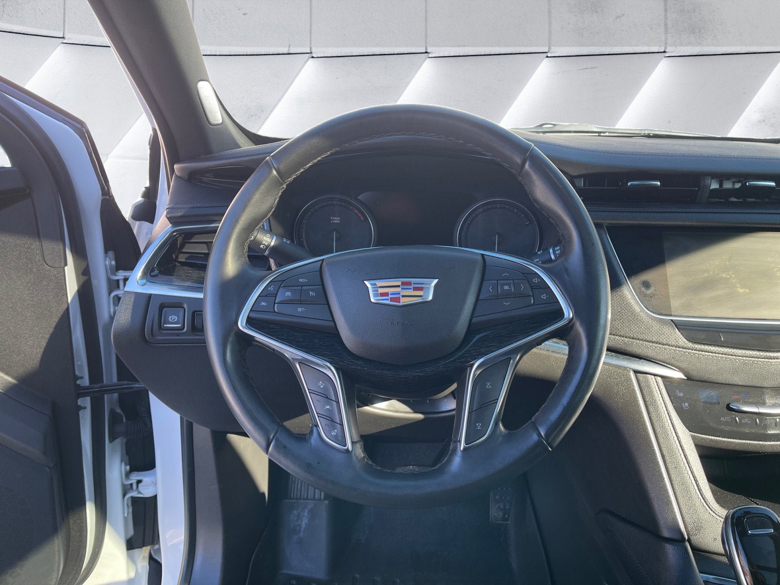 Used 2021 Cadillac XT5 Premium Luxury AWD/4WD image 13