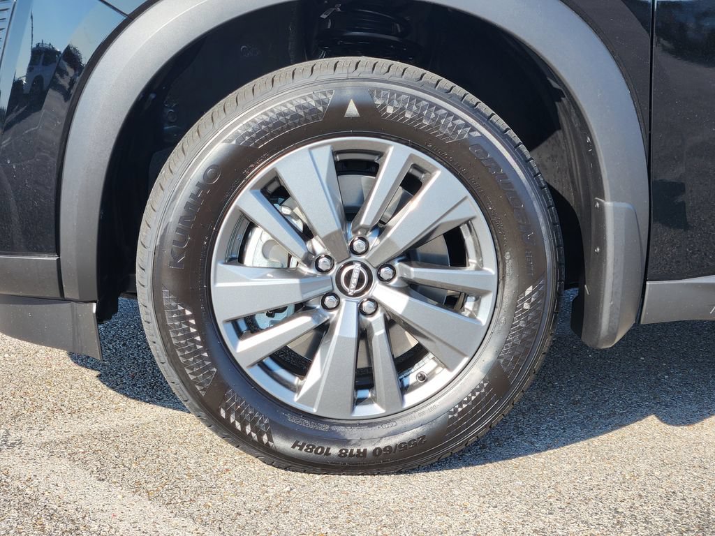 New 2026 Nissan Pathfinder SV FWD image 7