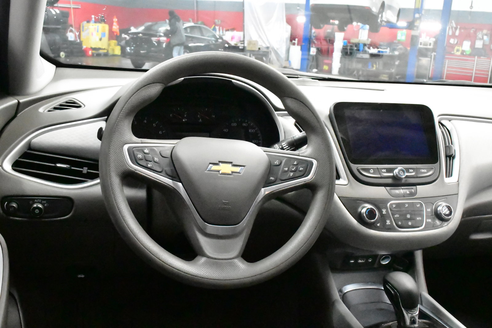 Used 2022 Chevrolet Malibu LT image 8