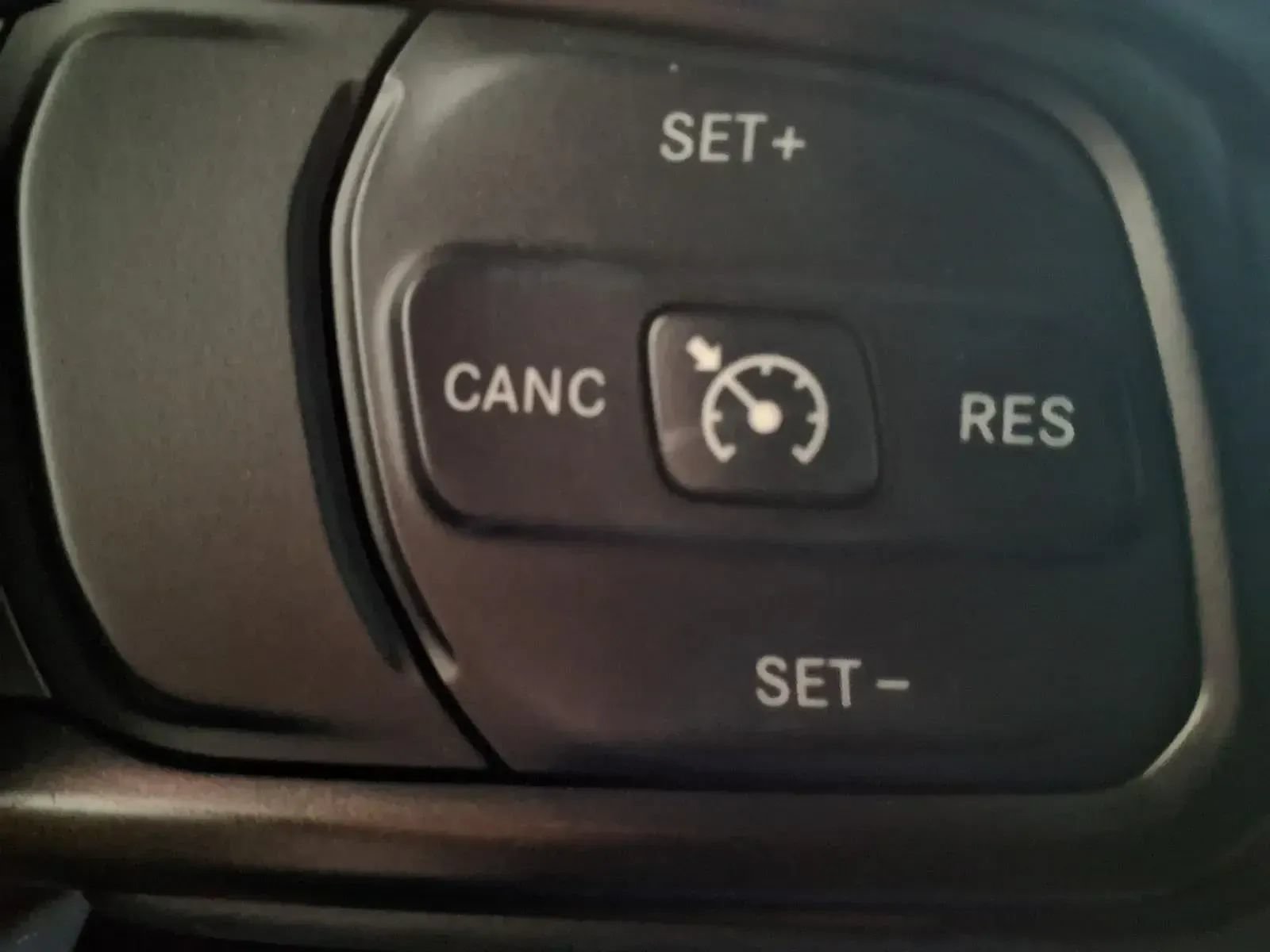 Used 2018 Jeep Wrangler Unlimited Sport S AWD/4WD image 27