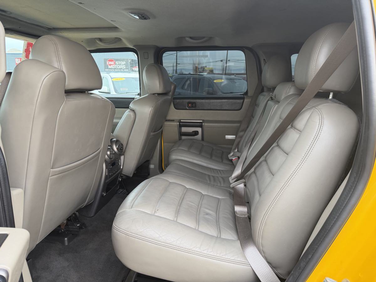 Used 2004 HUMMER H2 AWD/4WD image 12