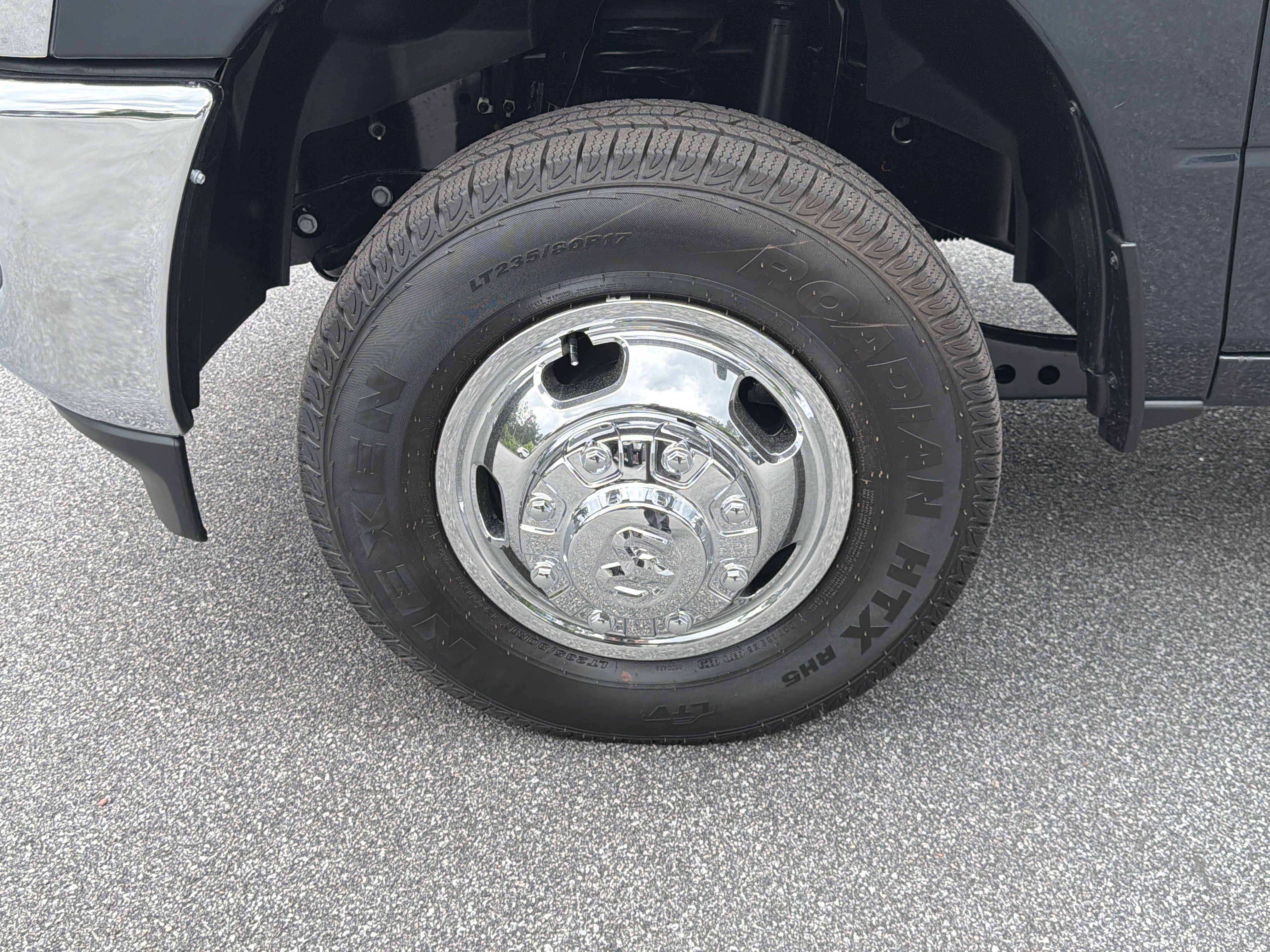 New 2026 RAM 3500 Tradesman w/ Chrome Appearance Group A AWD/4WD image 13