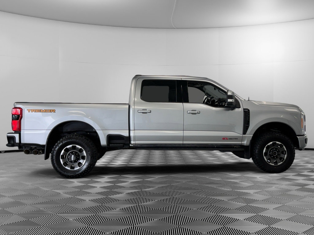 Used 2023 Ford F250 Lariat w/ Lariat Ultimate Package AWD/4WD image 9