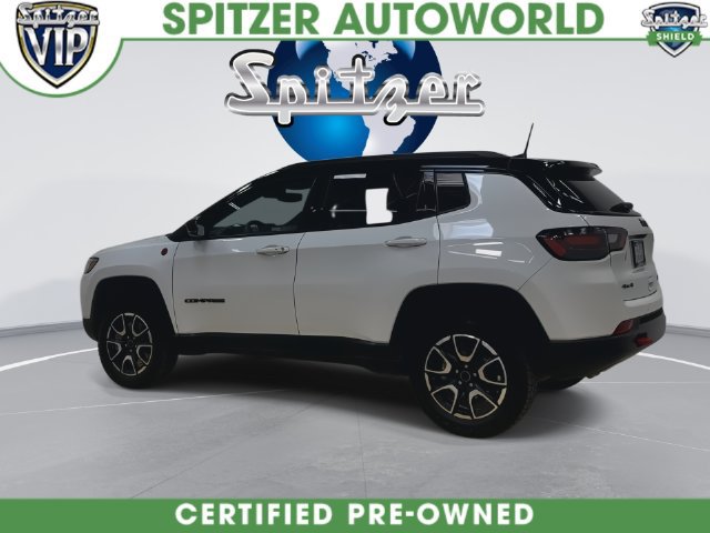 Used 2025 Jeep Compass Trailhawk w/ Trailhawk Elite Group AWD/4WD image 13