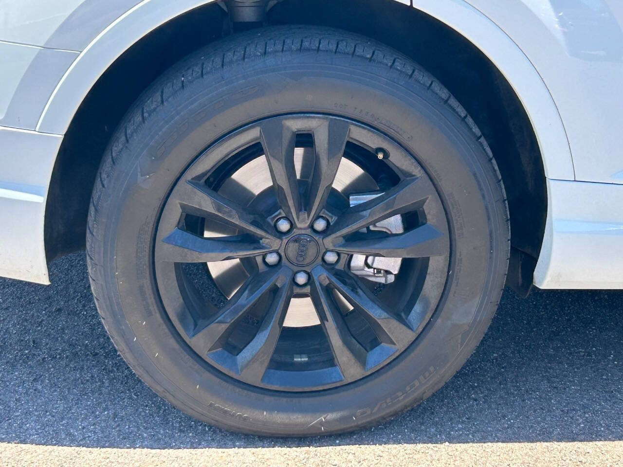 Used 2019 Audi Q7 3.0T Premium Plus AWD/4WD image 10