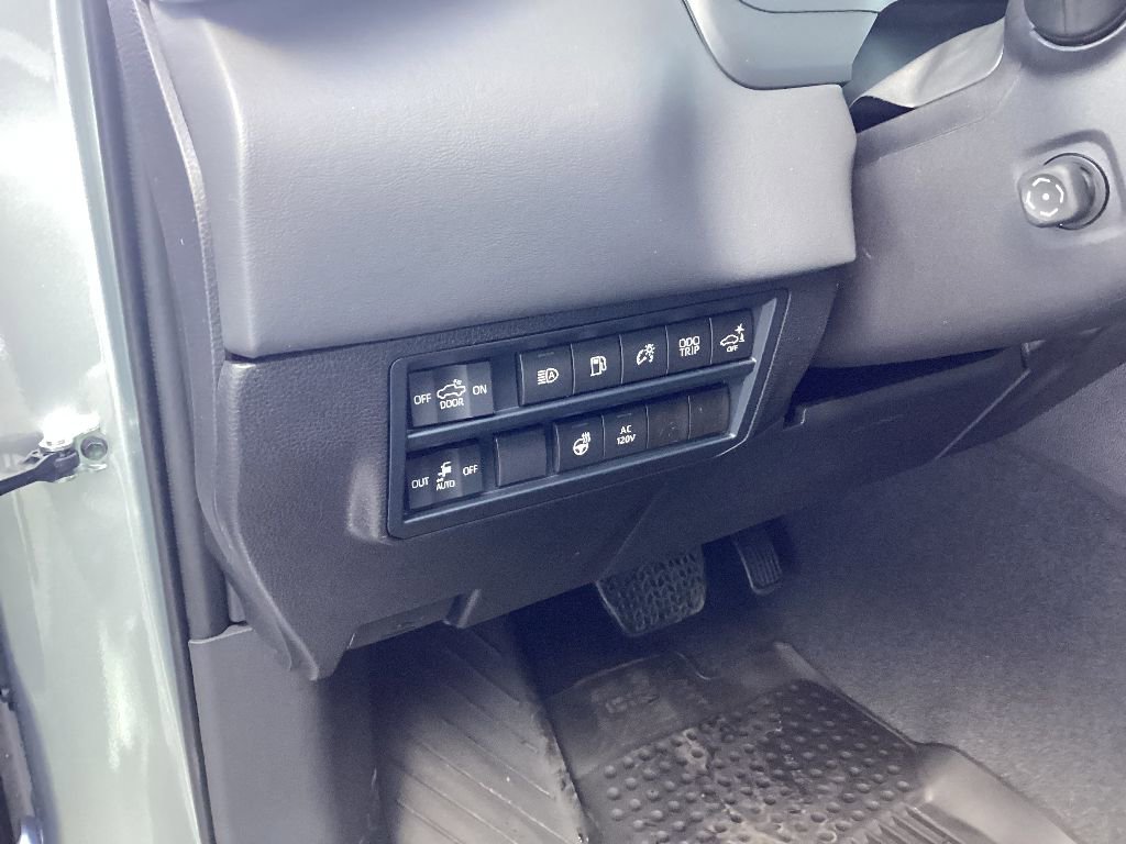 New 2025 Toyota Tundra Platinum image 14