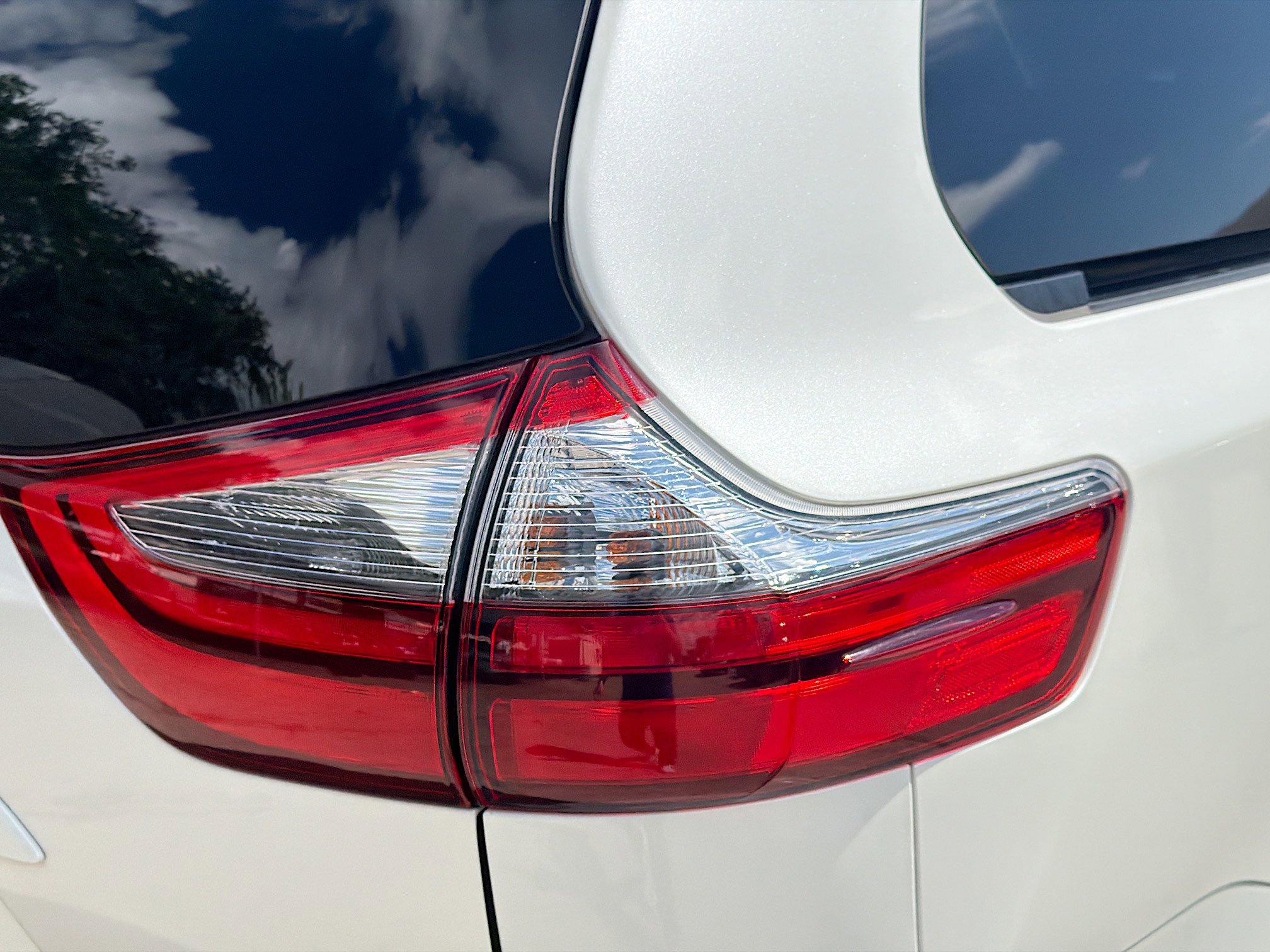 Used 2020 Toyota Sienna XLE image 26