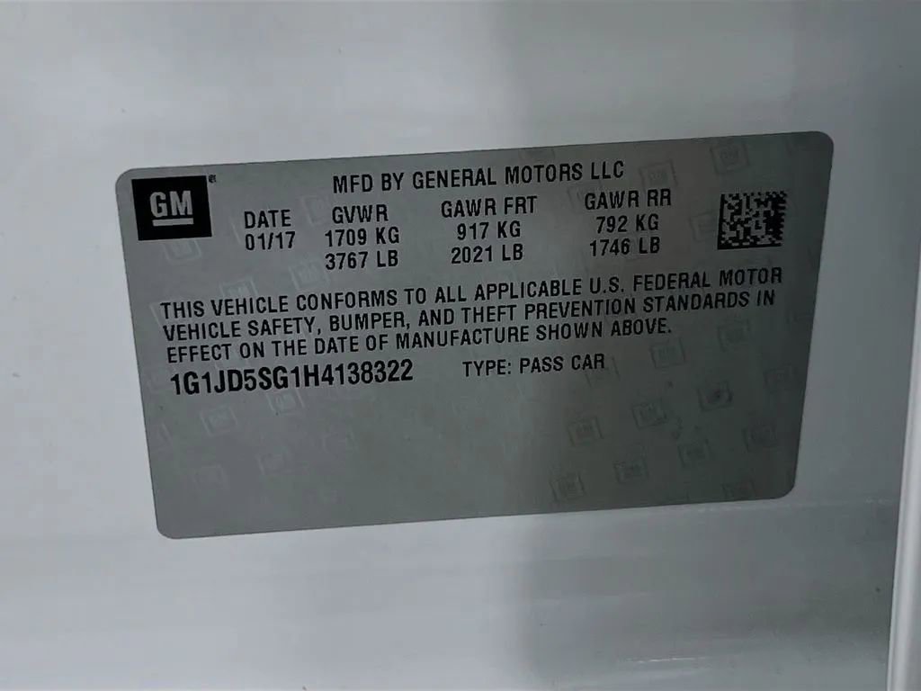 Used 2017 Chevrolet Sonic LT image 30