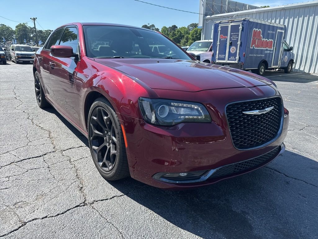 Used 2019 Chrysler 300 S RWD image 2