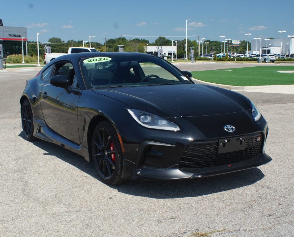 Used 2026 Toyota GR86 Premium w/ GR Aero Kit RWD image 2