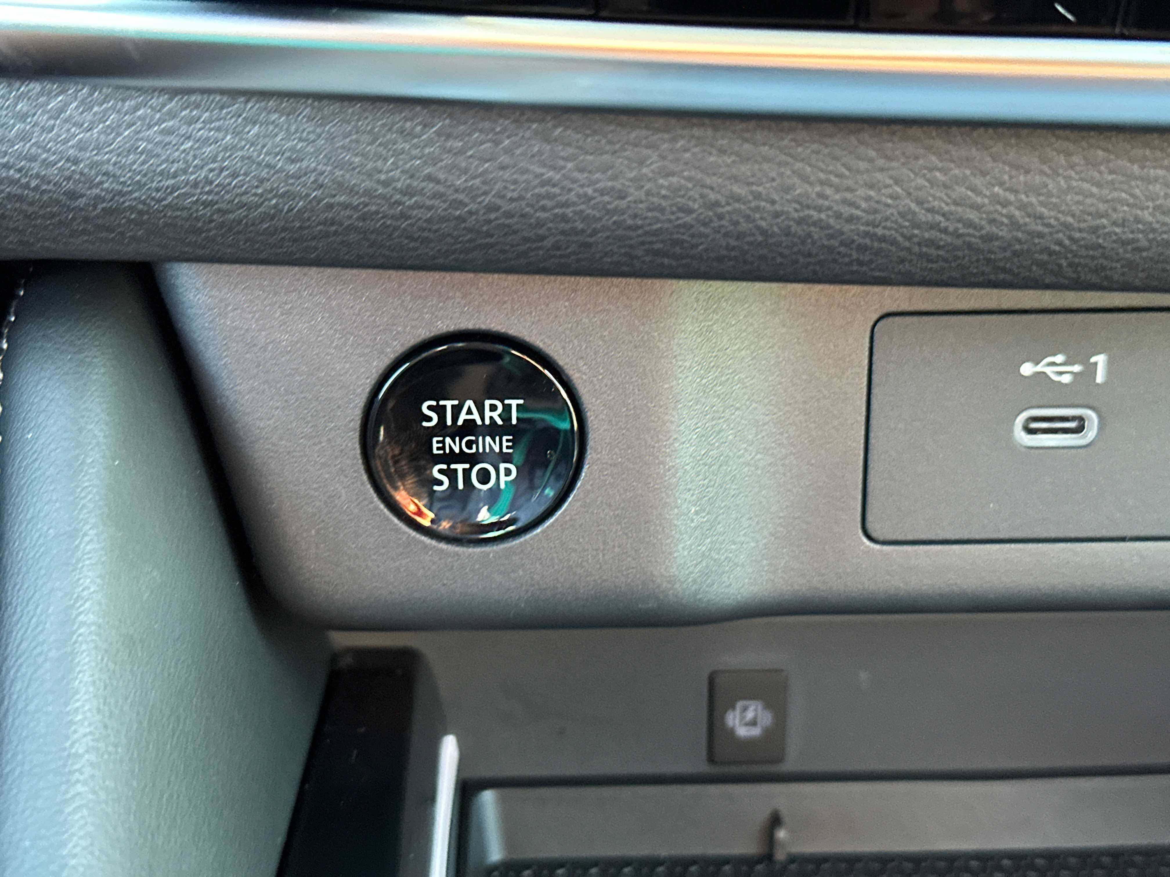 New 2026 Nissan Rogue Platinum AWD/4WD image 36
