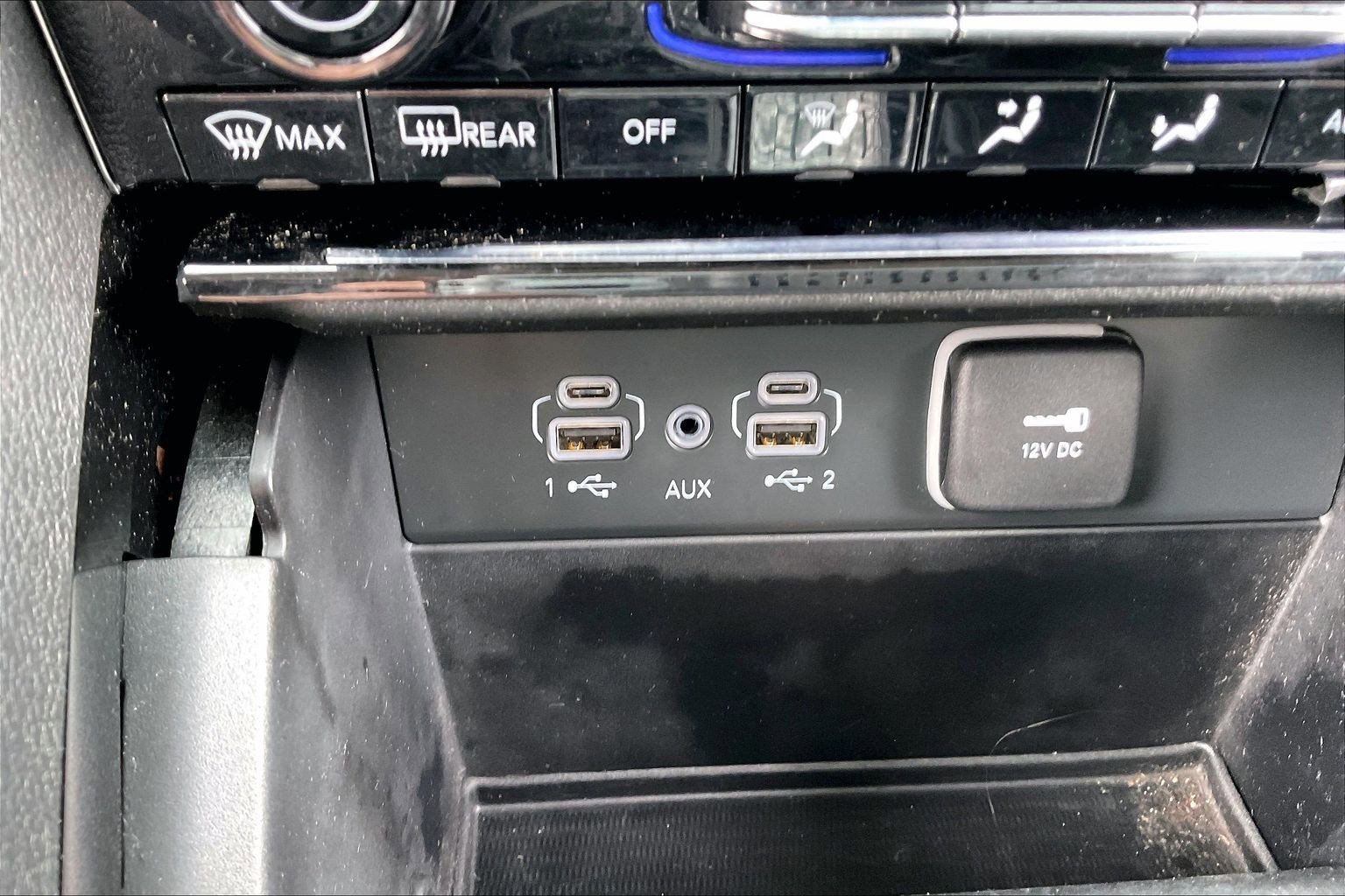 Certified 2023 Jeep Grand Cherokee Laredo image 22