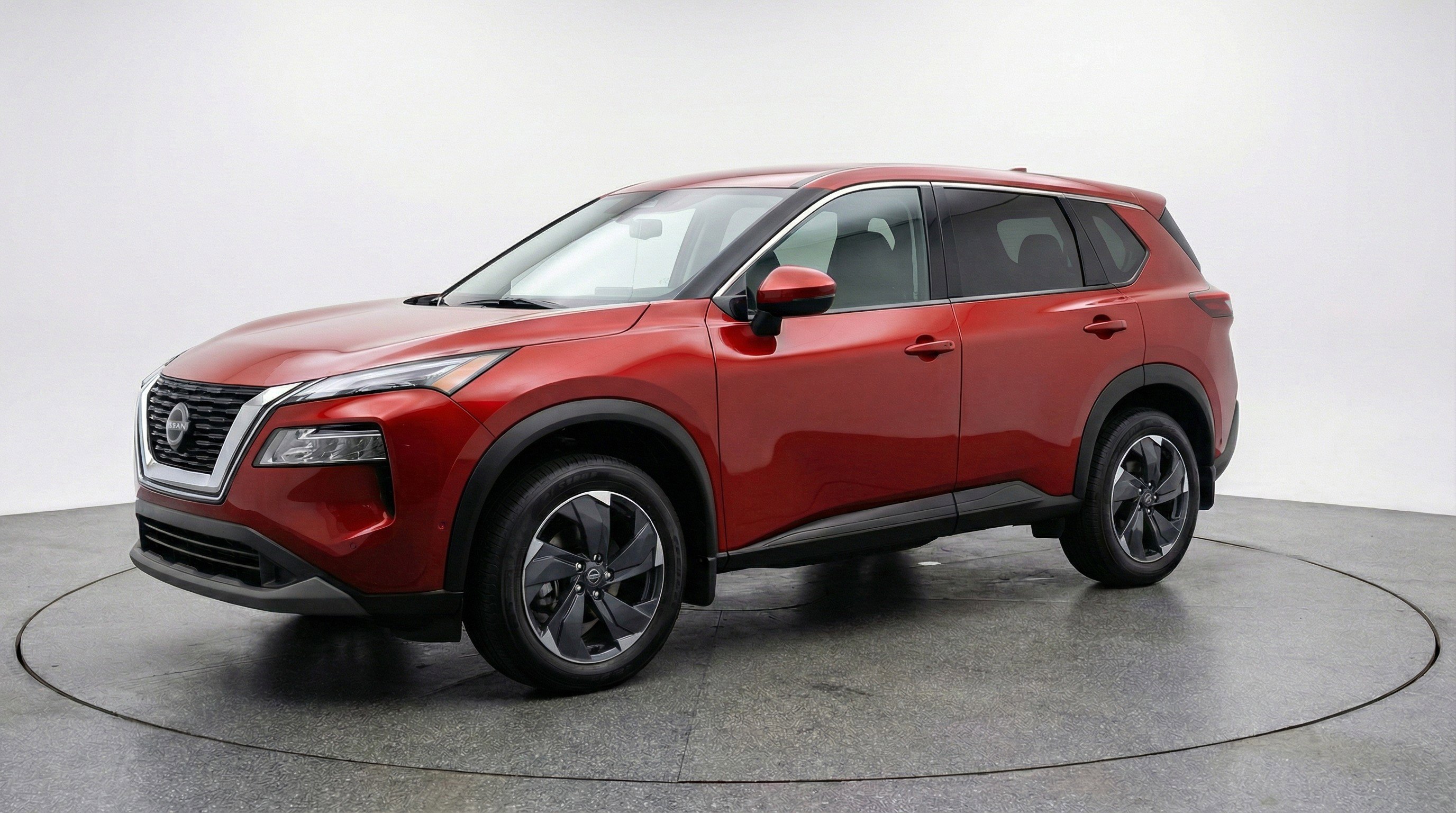 Used 2025 Nissan Rogue SV AWD/4WD image 3