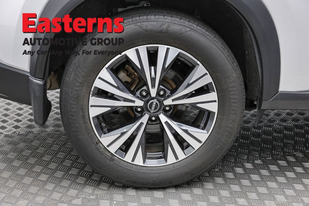 Used 2023 Nissan Rogue SV AWD/4WD image 90