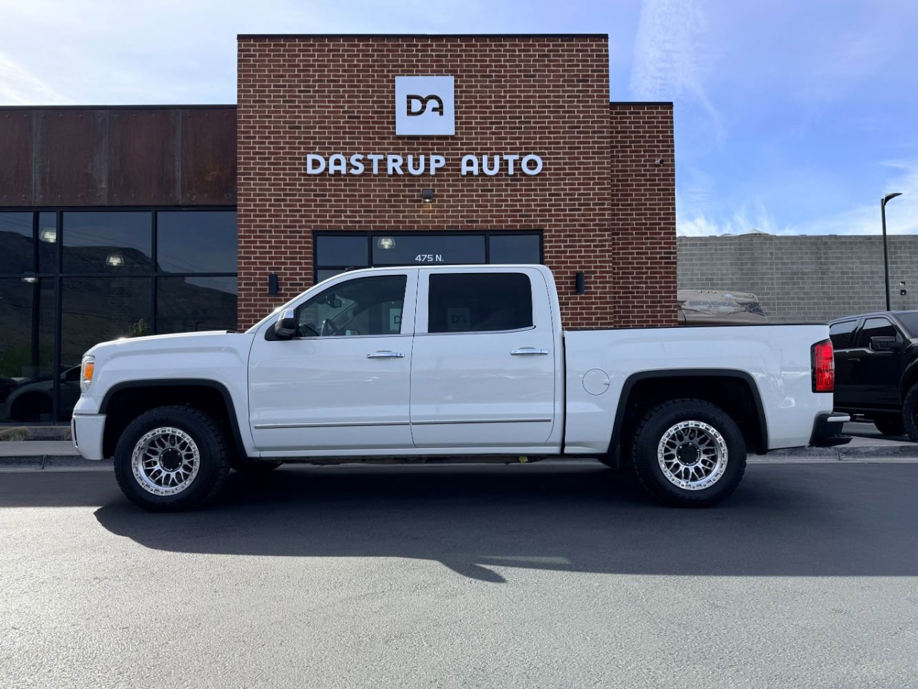 Used 2014 GMC Sierra 1500 Denali w/ Driver Alert Package image 5