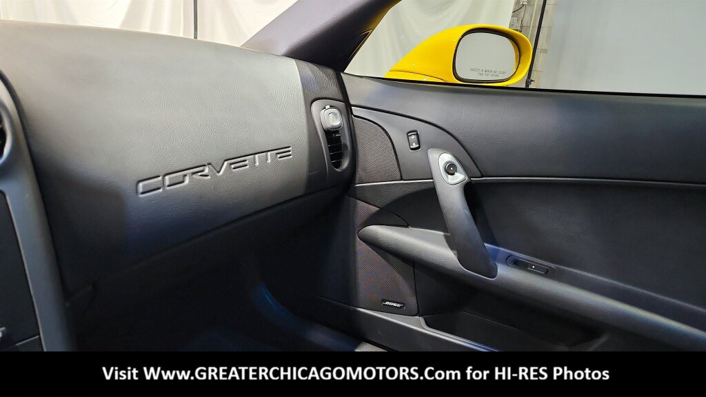 Used 2006 Chevrolet Corvette Coupe w/ Preferred Equipment Group RWD image 32