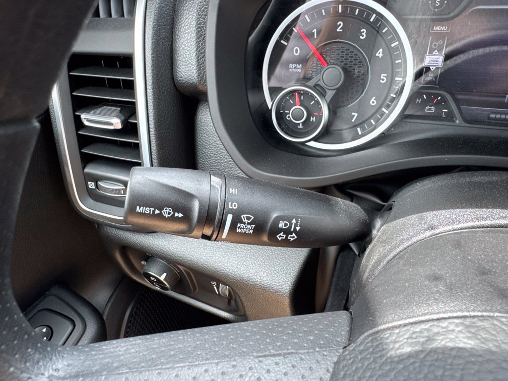 New 2026 RAM 1500 Express AWD/4WD image 12