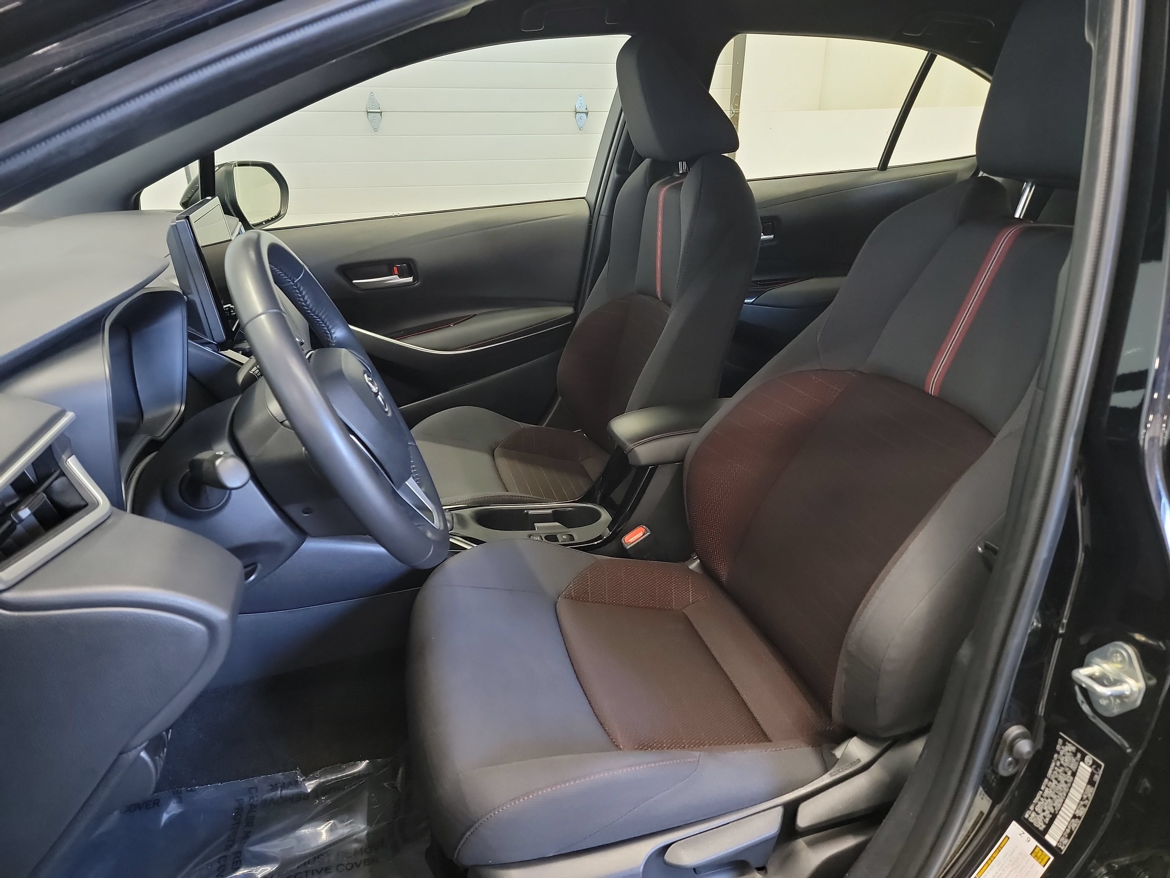 Used 2023 Toyota Corolla SE FWD image 12