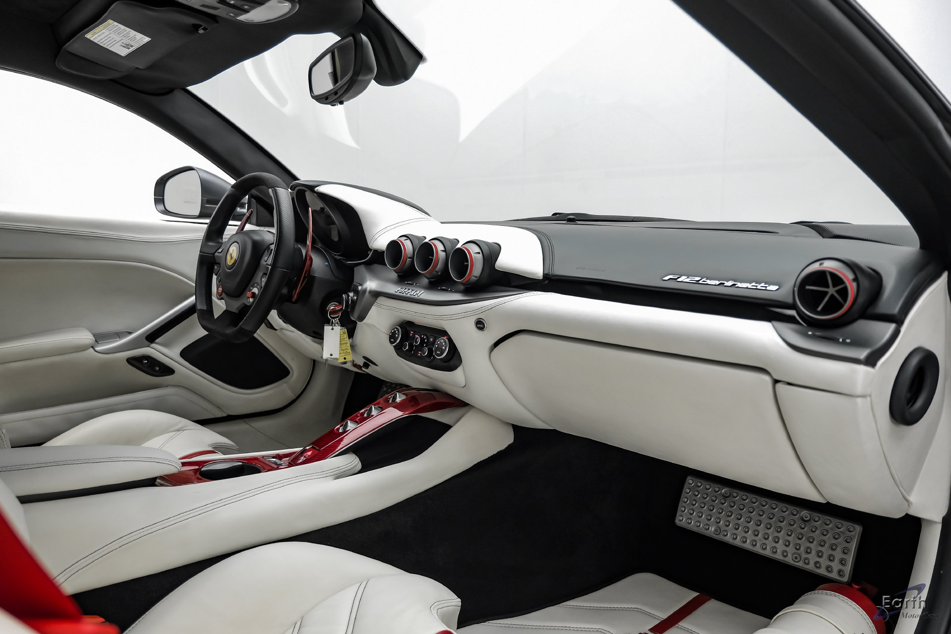 Used 2014 Ferrari F12 Berlinetta RWD image 66